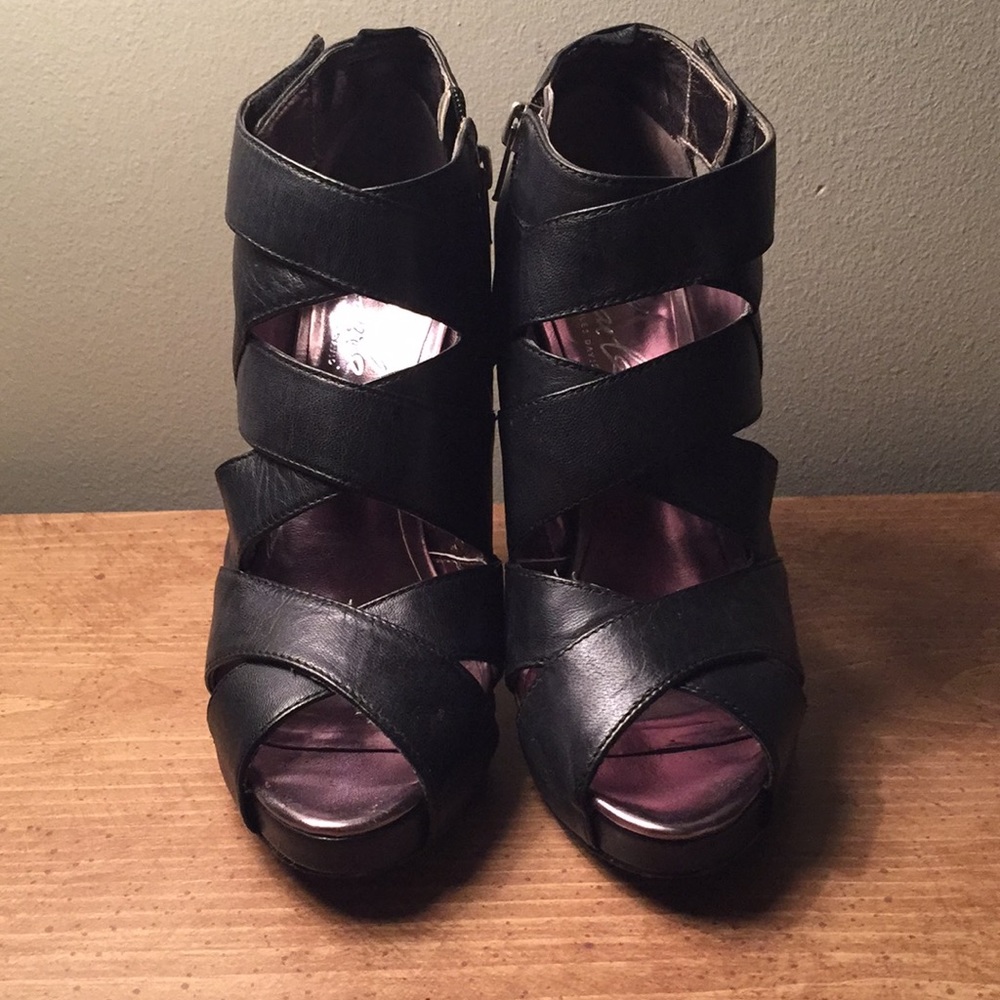 Leather Charles David Heels
